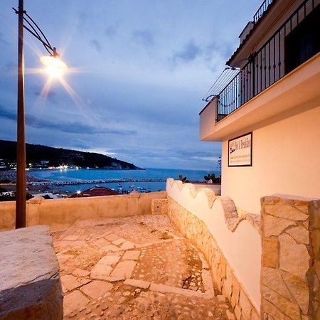 Carretto Vacanze Пешичи Екстериор снимка